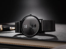 Laden Sie das Bild in den Galerie-Viewer, Herren Armbanduhr mit Milanaise Armband 41mm